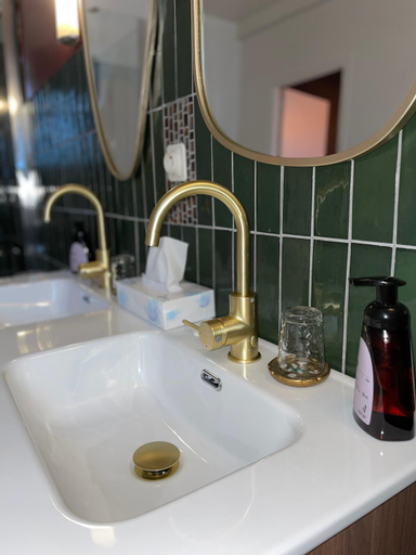 Bathroom 3, La Maison aux murs anciens et ses chambres, Hautes-Pyrénées
