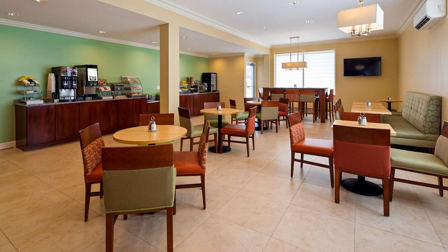 Food & Drinks, The Inn on Storrs, Tolland