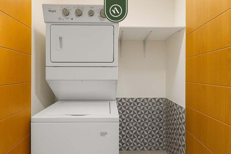 Laundry 3, New Stylish 1 BR Condo - Ocean Views - Flex Room, Compostela