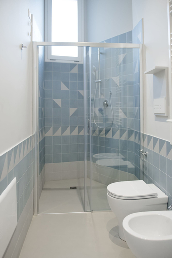 Bathroom 4, Cielo d' Alcamo, Trapani