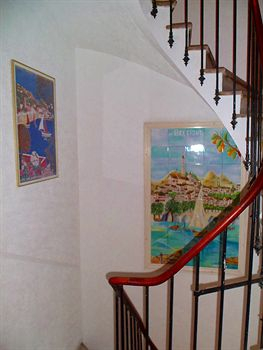 Others 3, Hotel de Belgique, Alpes-Maritimes