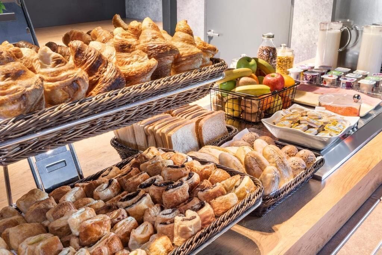Food & Drinks 5, B&B Hotel Zaragoza Plaza Mozart, Zaragoza