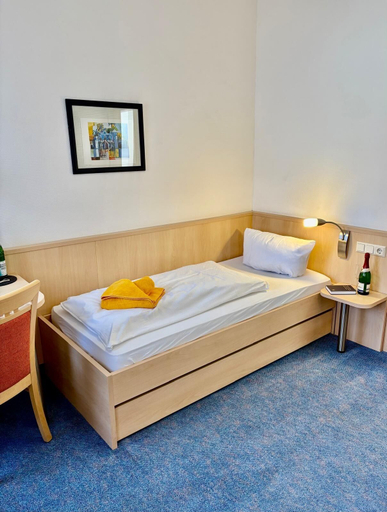 Bedroom 4, Hotel Goldener Adler, Nordsachsen