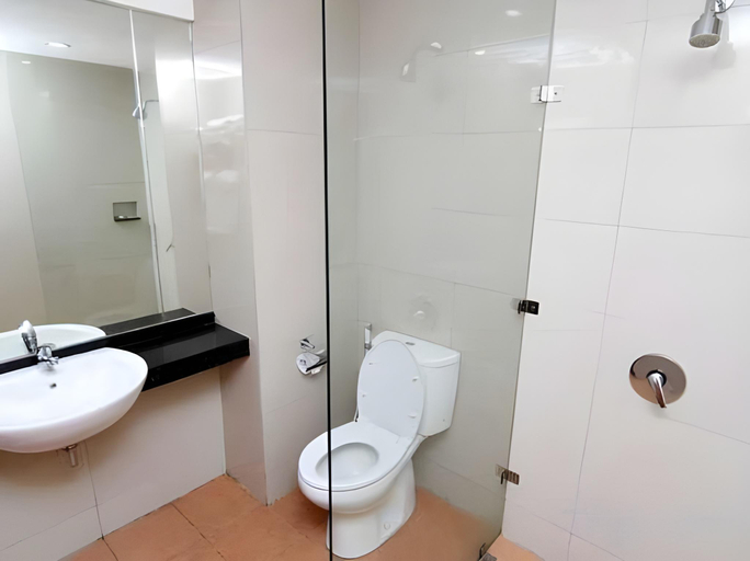 bathroom 6