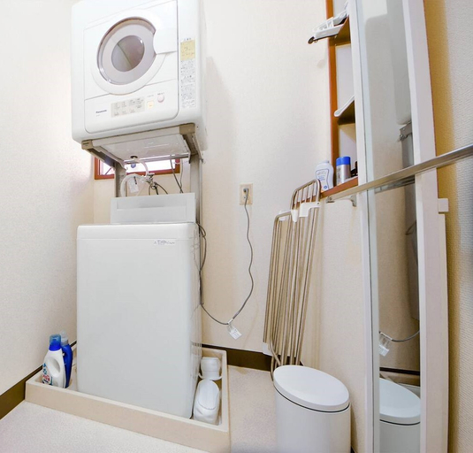 Bathroom 2, GLOCE  SHARE ROOM @NAVY BASE, Yokosuka