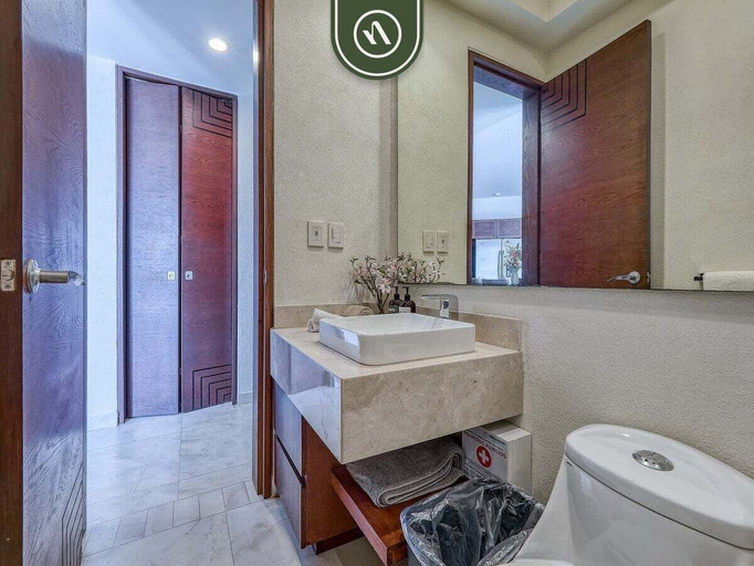 Bathroom 4, Amazing 1 BR Condo in Romantic Zone - Rooftop Pool, Puerto Vallarta