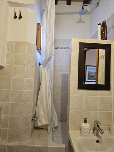 Bathroom 2, La Luna nel Borgo, Perugia