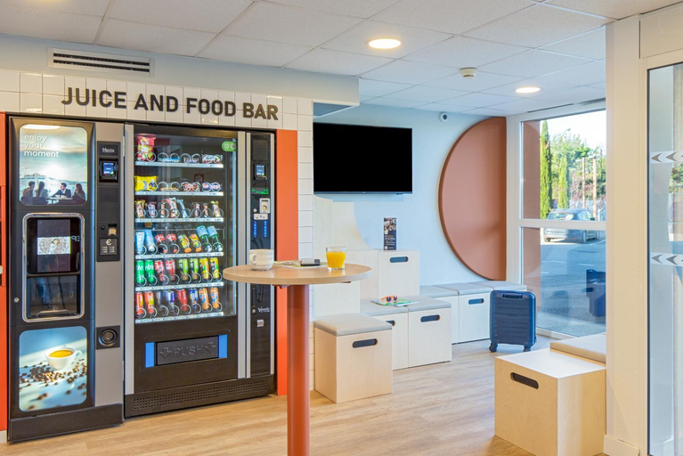 Food & Drinks 5, ibis budget Valence Nord Plateau des Couleures, Drôme