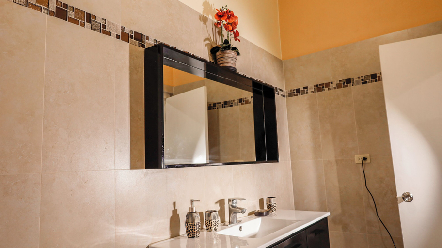 Bathroom, Incognito Vacation Stays