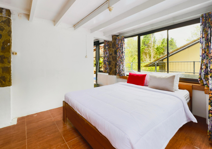 Others 3, Villa W-5 Private Pool Lembang, Bandung