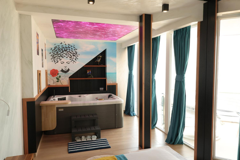 Bedroom 3, Vila One Beach Hotel, Durrësit