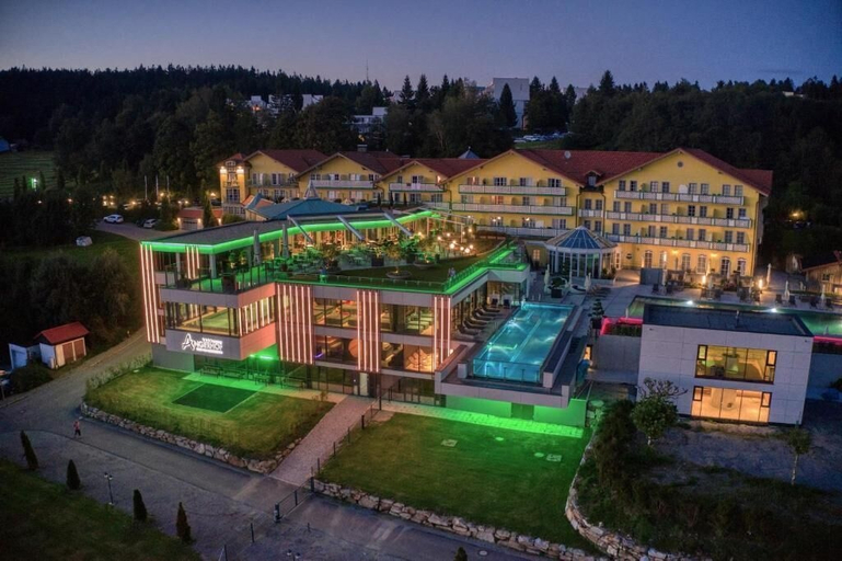 Exterior & Views 2, Angerhof Sport- & Wellnesshotel, Straubing-Bogen