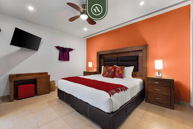 Room 3, Elegant 2 BR Condo With Amazing Rooftop Pool, Puerto Vallarta