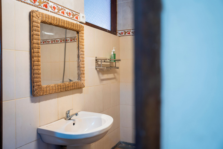 Bathroom 4, Argasoka Bungalows, Gianyar