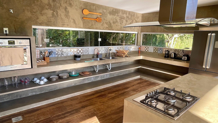 Private kitchen 2, Casa c/ Piscina Privativa, 3 Suítes Sala integrada, Cairu
