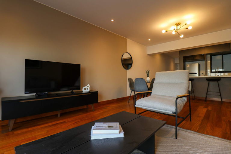Room 3, w Homey 3BR With Balcony in Miraflores, Lima