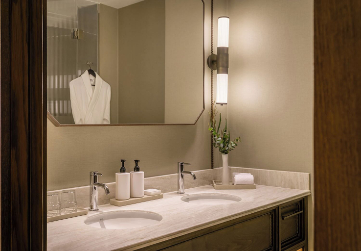 Bathroom 5, Hotel Condes de Barcelona, Barcelona