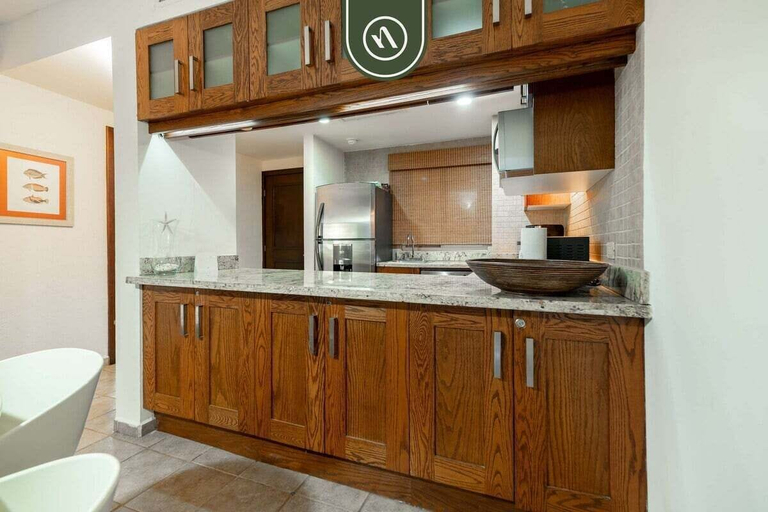 Private kitchen 5, 3BR Condo in the Krystal Grand Hotel - Beach, Compostela
