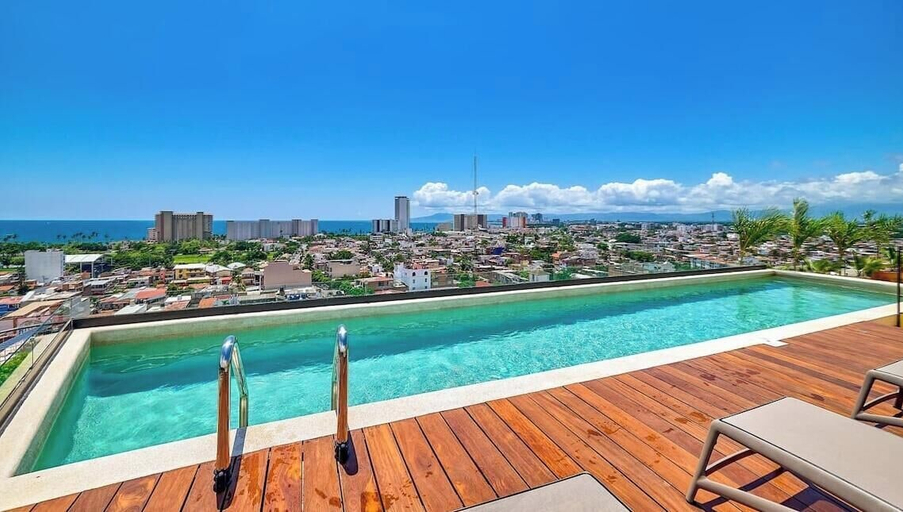 Pool 4, Brand New 2BR APT - Stunning Ocean & Sunset Views, Puerto Vallarta