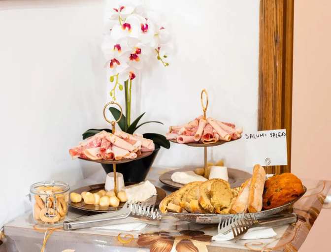 Food and beverages 5, A vela room vista mare bb controvento, Lecce