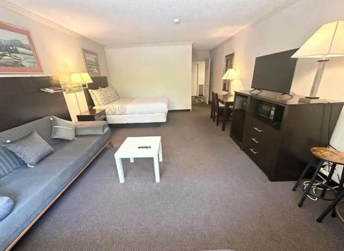 Room 2, Kiteville Phoenixville, Chester