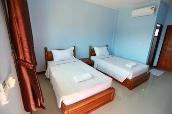 Others 4, Tararin, Chiang Saen