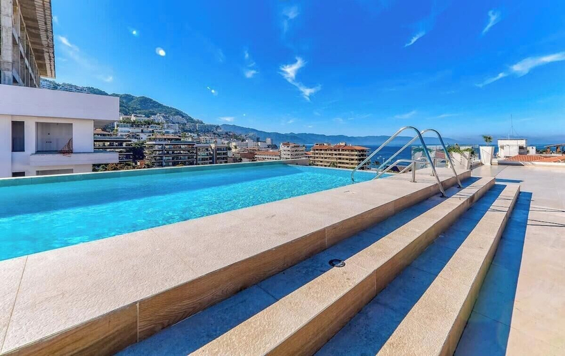 Pool 2, Luxury 2 BR in Romantic Zone - Rooftop Pool, Puerto Vallarta