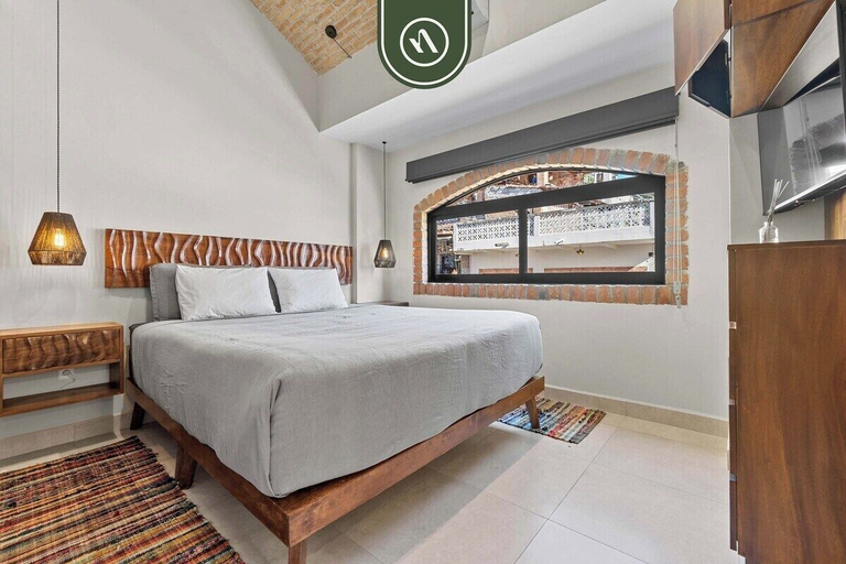 Room 3, Restored Historic 2 BR Condo in Downtown - Pool, Puerto Vallarta