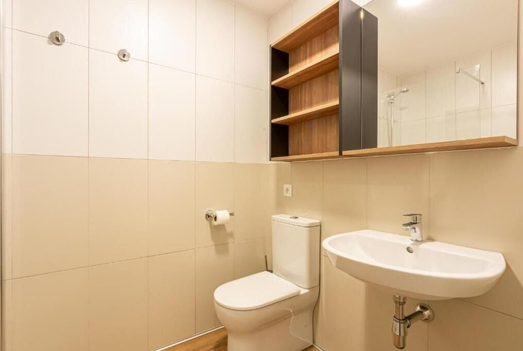 Bathroom 4, Hotel Nido Príncipe Pío, Madrid