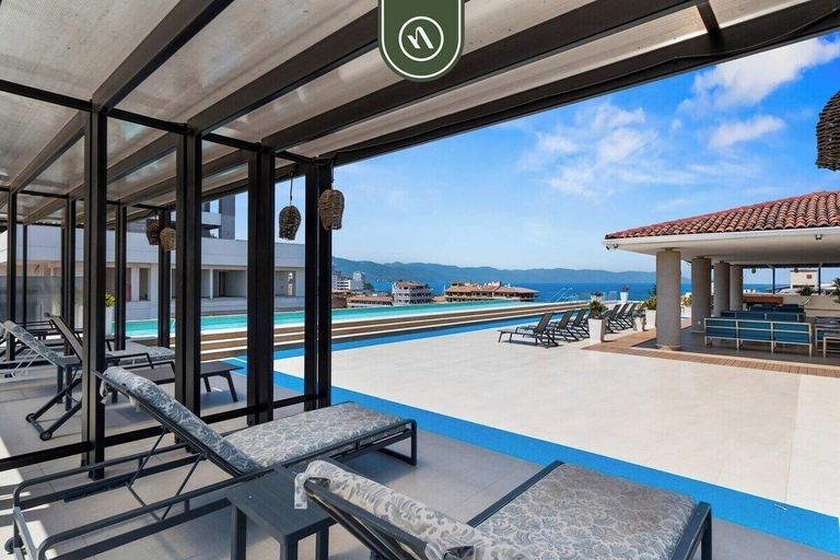 Terrace/patio 3, Beautiful 2 BR Condo Amazing Rooftop Pool - Gym, Puerto Vallarta
