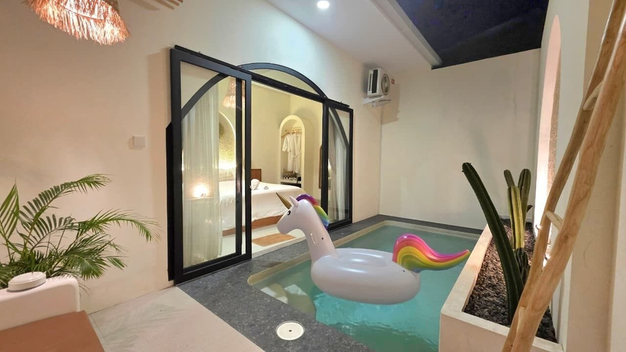 Private pool 2, Numar Villas Jogja, Sleman
