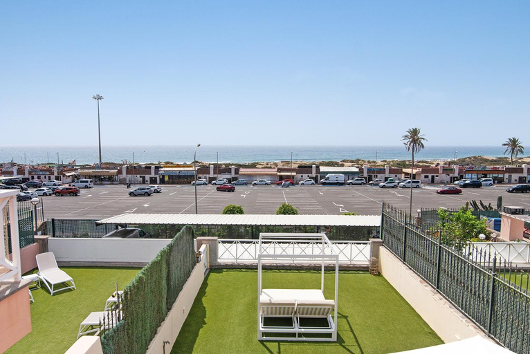 Others 3, Santa Ana 23, Las Palmas