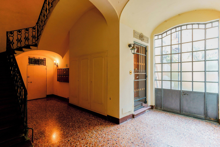 Others 5, Guasto Apartments, Bologna