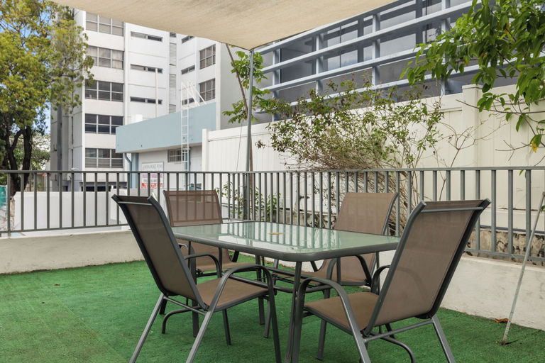 Front of property, Hipodromo by Otium