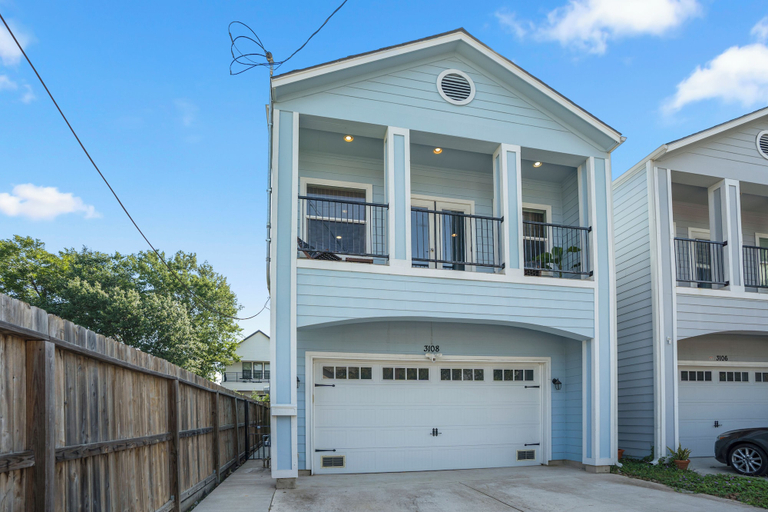 Primary image, Empress Garden Villa, Houston