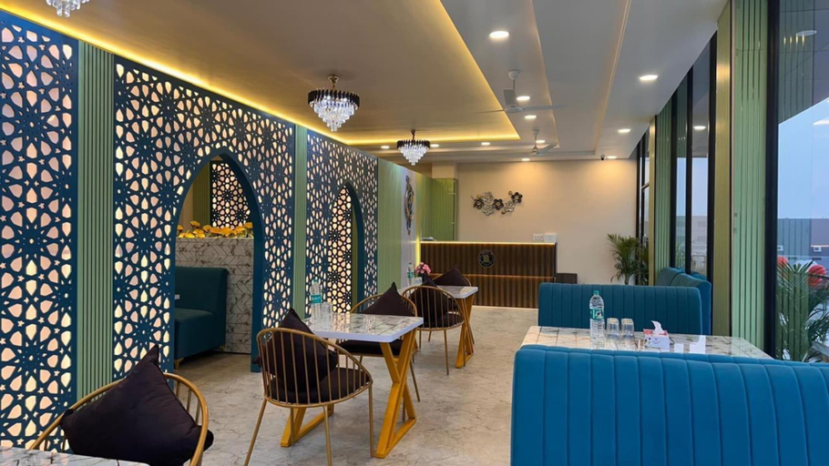 Restaurant 4, Hotel Highway Retreat, Amroha