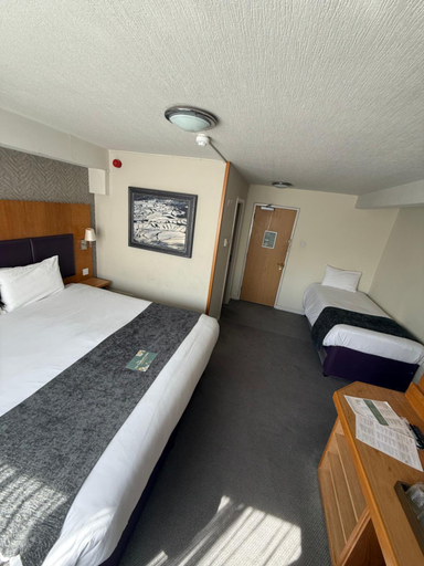 Bedroom 2, The De Trafford by Good Night Inns, Cheshire East