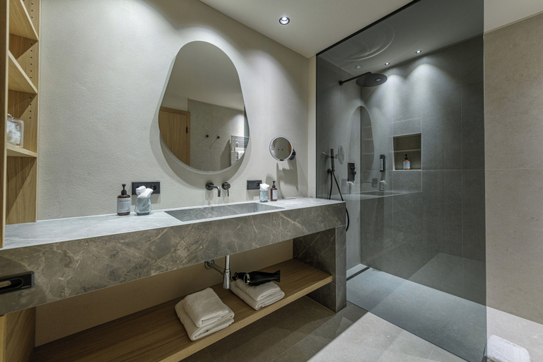 Bathroom 4, Das Paradies, Bolzano