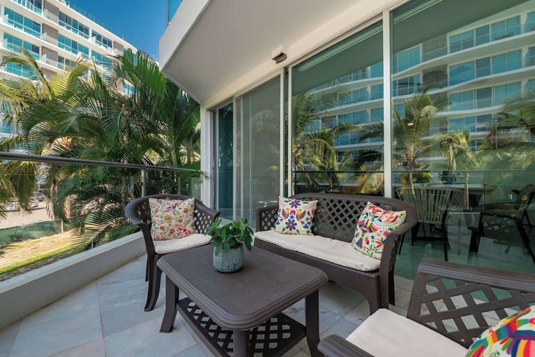 Terrace/patio 5, Beachfront Duplex With Multiple Pools - Beachclub, Compostela