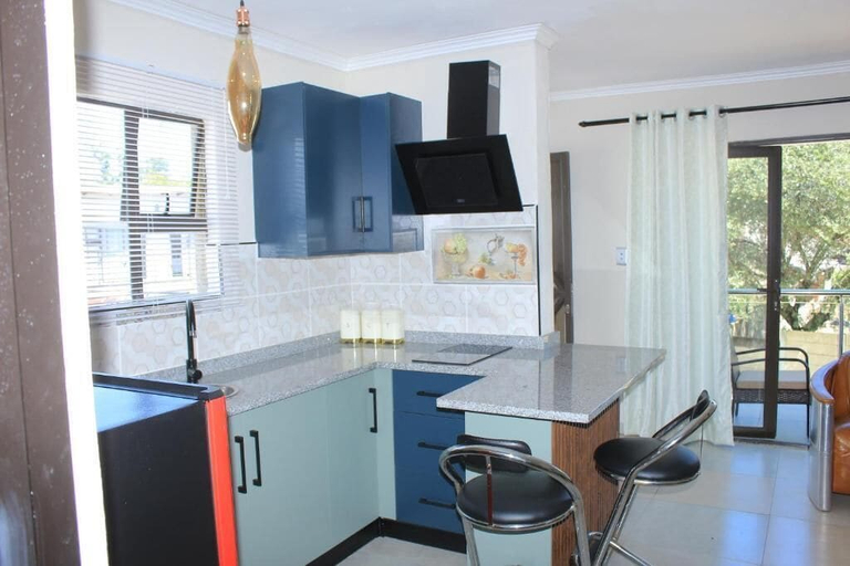 Private kitchen 5, Malkhon Guesthouse, Amajuba