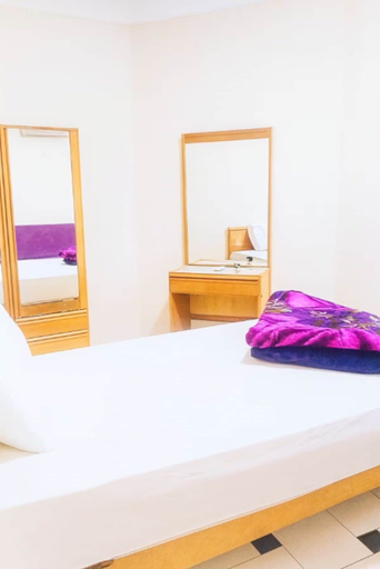 Room 4, seaview hotel, Al-Muntazah