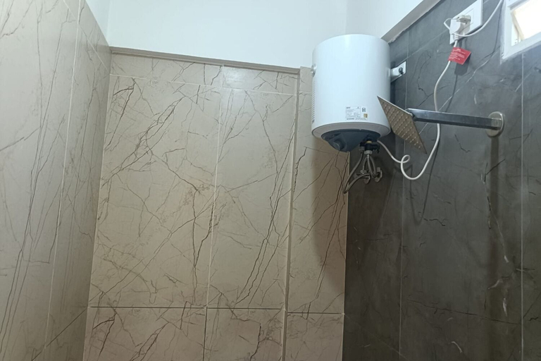Bathroom 5, NEW SURYA DELUXE BOARDING AND LODGING, Chikballapura