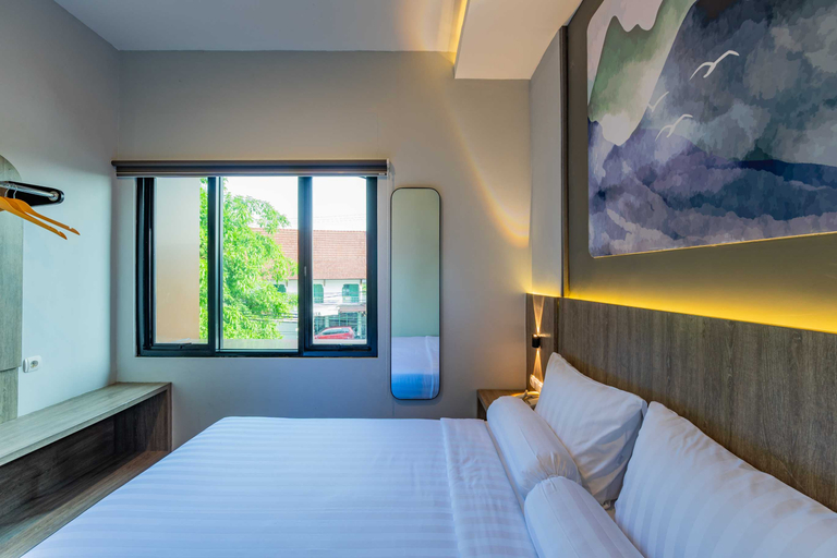 Bedroom 4, Front One Budget Hotel Tirtonadi Solo, Solo