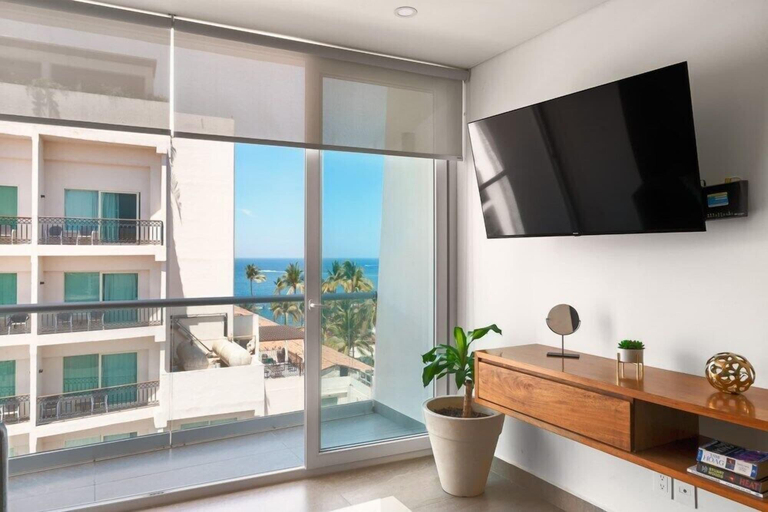 Interior 5, New 1 Br Unit 2 Min From Beach - Pool - King Bed, Puerto Vallarta