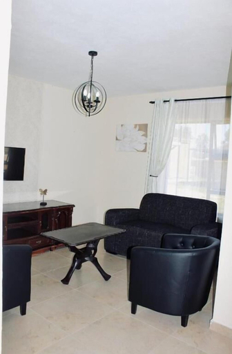 Living area 4, Malkhon Guesthouse, Amajuba