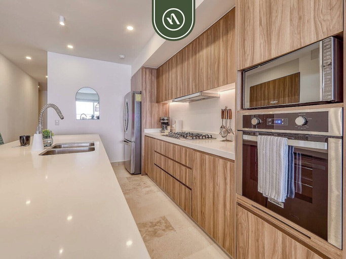 Private kitchen 3, Luxury Oceanfront 3 BR Condo - Pools, Puerto Vallarta