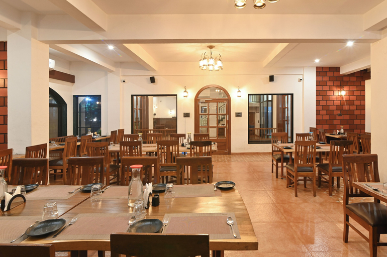 Food & Drinks 5, Vaarsa By Bay Hotels, Raigarh
