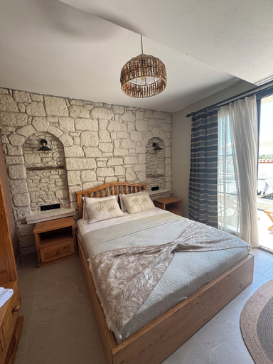 Bedroom 2, Sevilay Hanim Cesme, Çeşme