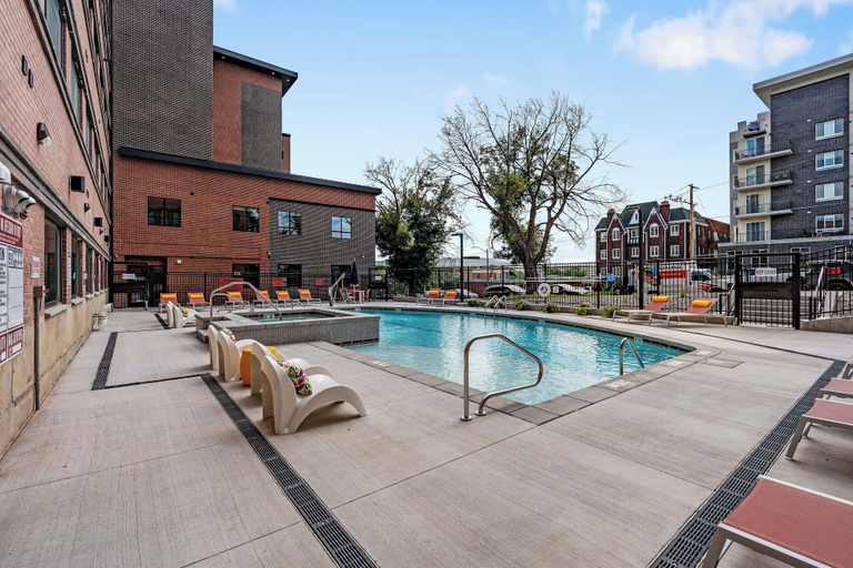 Pool 3, Mayehouse by Stylish Stays, Salt Lake