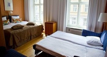 Others 2, Hotell Aston, Karlskrona